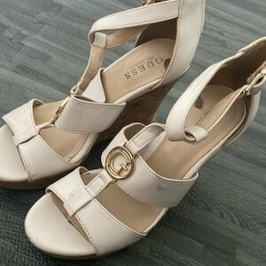 Guess White wedges